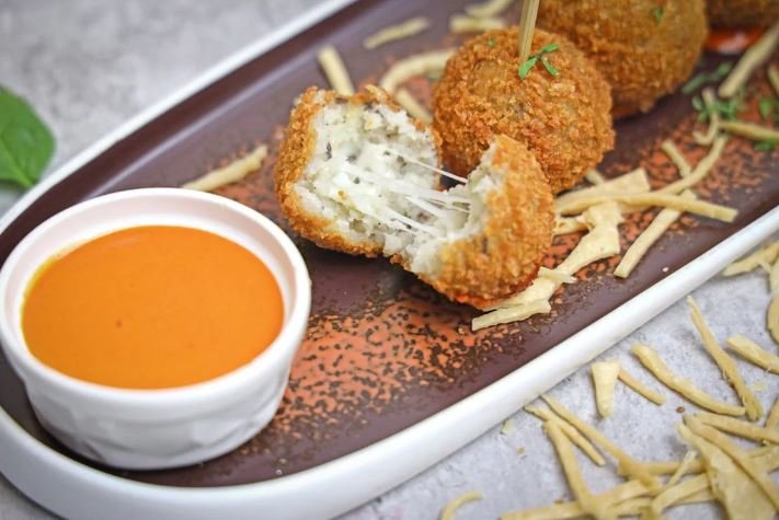 bolinho Receita de Bolinho de Bacalhau: Uma Delícia que Eleva o Autoestima